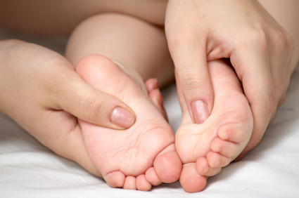 Massage chân cho trẻ em – 60 phút