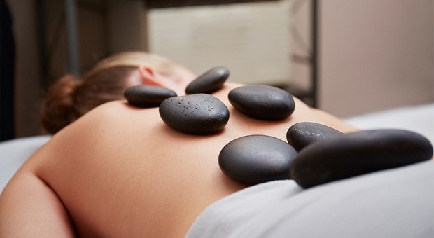Vietnamese Body Massage + Hot stone back massage