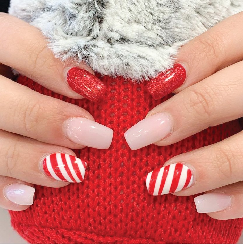 Hot trend các mẫu Nail nhân dịp Noel 2019 - Golden lotus