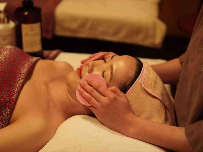 category_golden_lotus_facial_massage