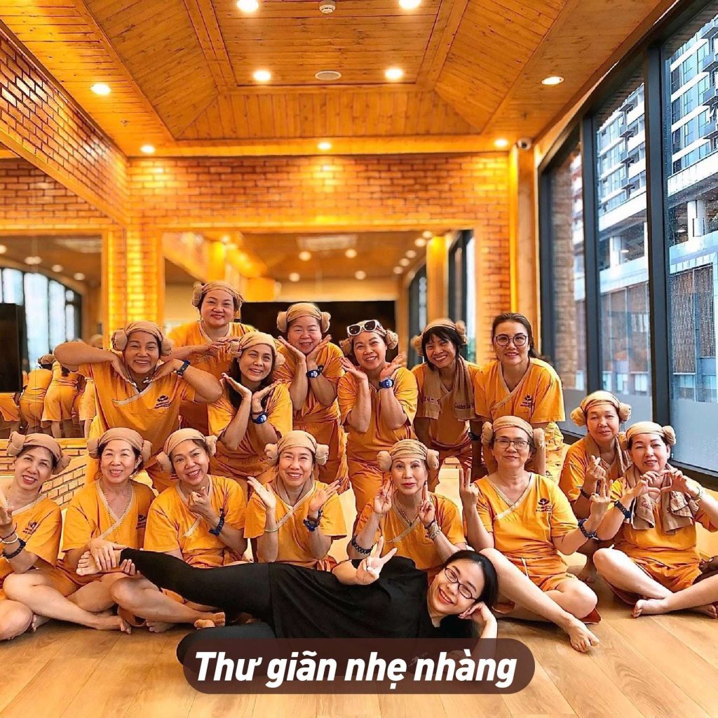 Một Ngày Ý Nghĩa Dành Tặng Ông Bà